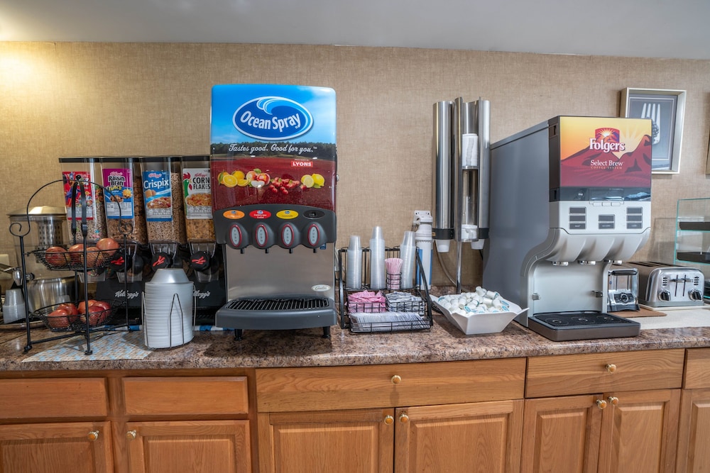ambassador inn and suites