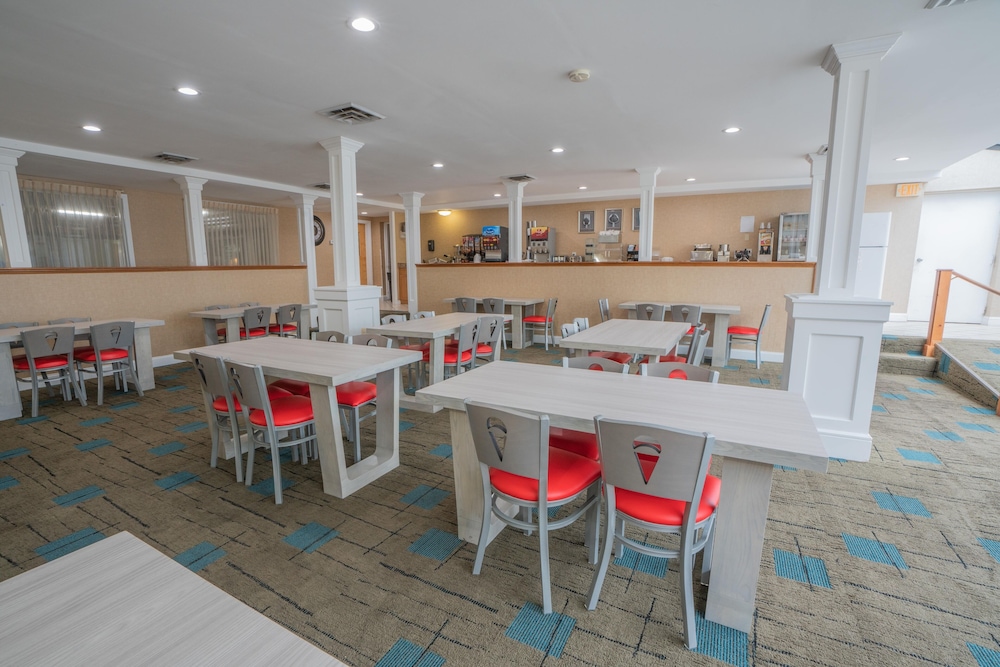 ambassador inn and suites
