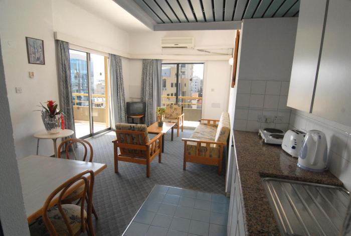 sunflower hotel apts