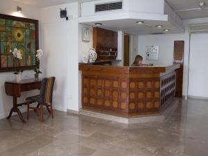 sunflower hotel apts