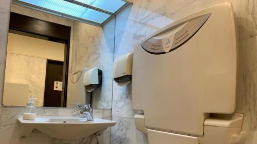 toyoko inn tokyo nihombashi hamacho meijiza mae