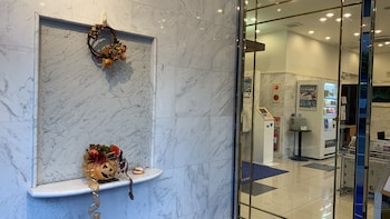 toyoko inn tokyo nihombashi hamacho meijiza mae