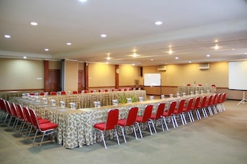 sanghyang indah spa resort