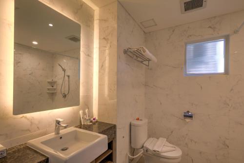 mambruk hotel and convention