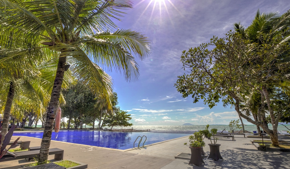 mambruk hotel and convention