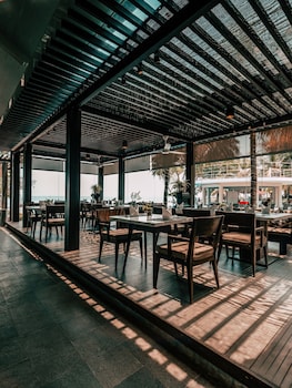 mambruk hotel and convention