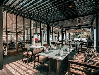 mambruk hotel and convention