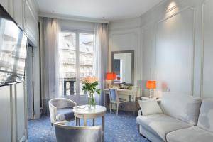Hotel Chateau Frontenac,Paris>>Champs-Elysees,4 star