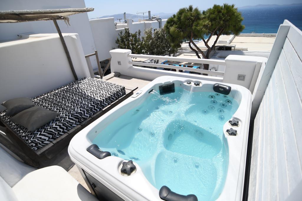 flaskos luxury suites
