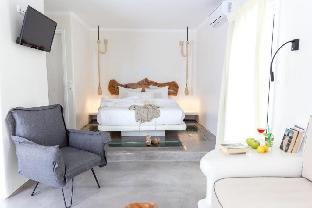 Flaskos Suites,Megali Ammos Beach>>Agios Stefanos,4 star
