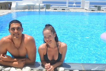 flaskos luxury suites
