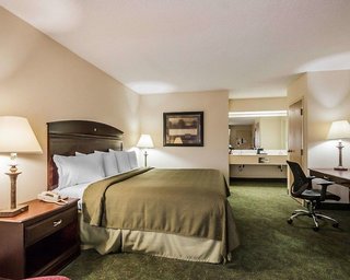 Quality Inn,Buchanan>>Benton County,3 star