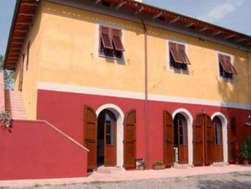 montopoli in val darno