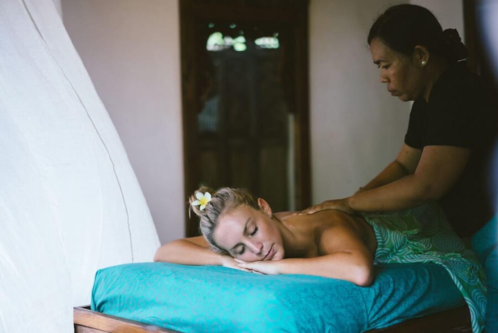 honeymoon guesthouse