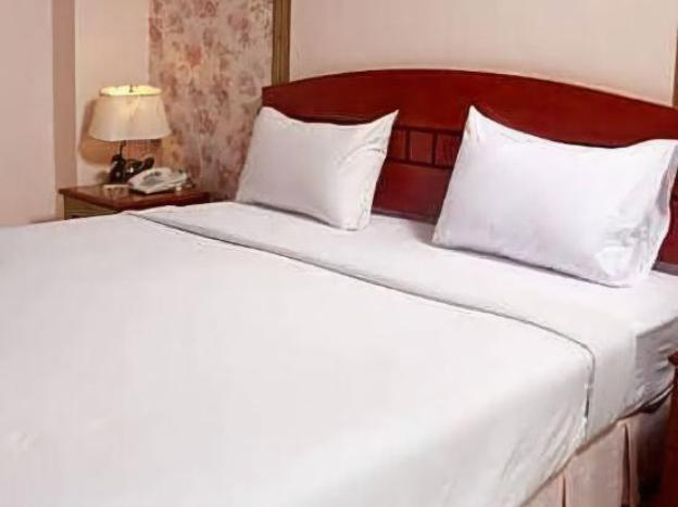 rio residence bangkok