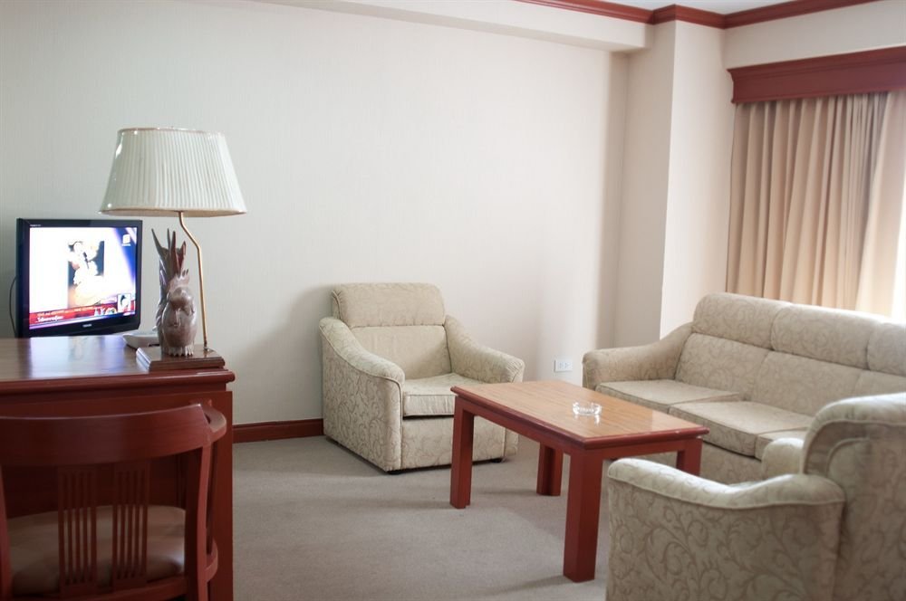 rio residence bangkok