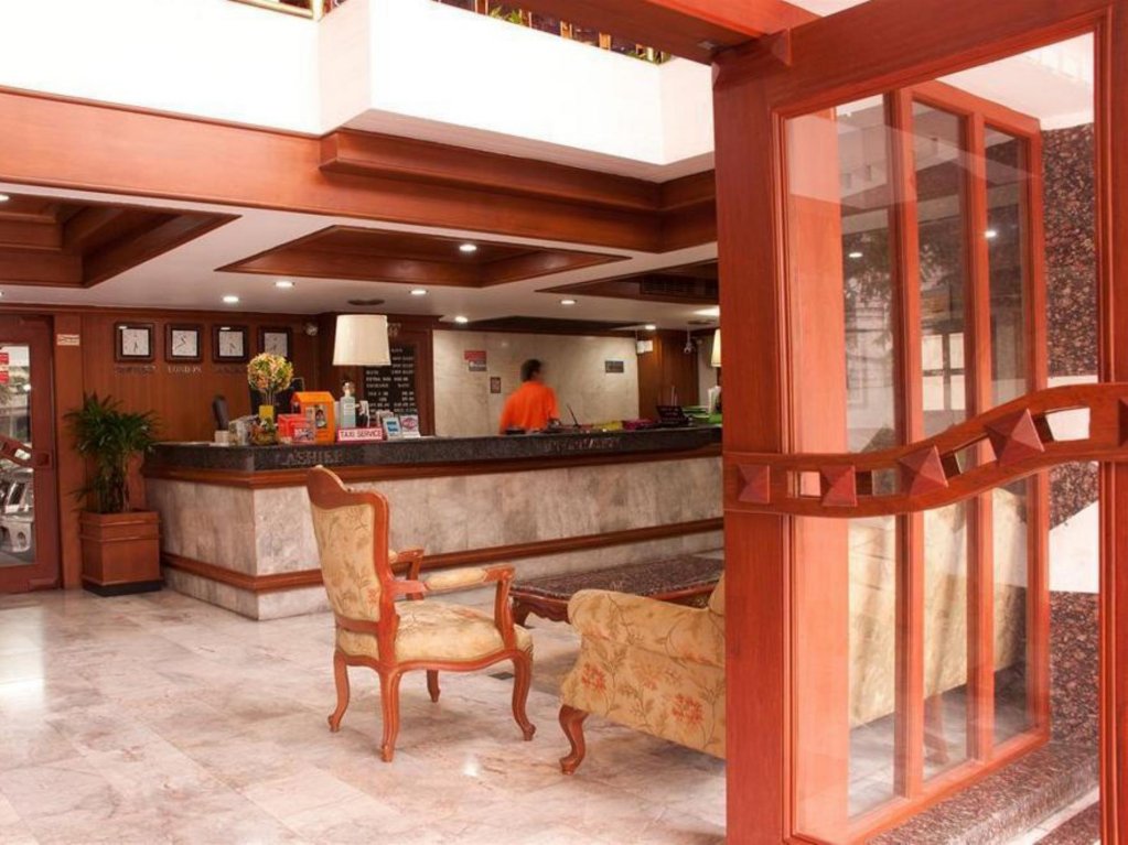 rio residence bangkok