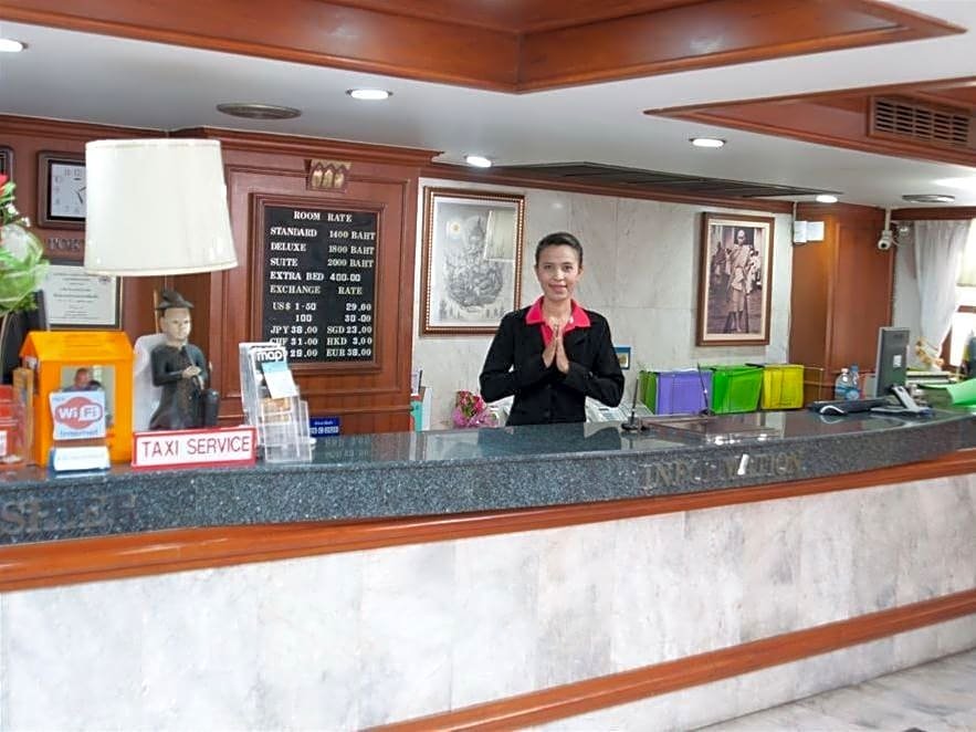 rio residence bangkok