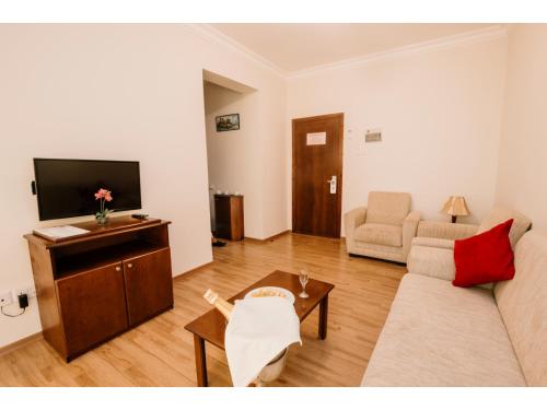 sammys hotel