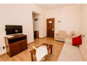 sammys hotel