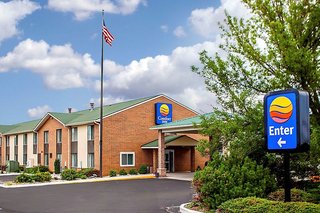 Clarion Pointe Racine - Mount Pleasant,Near Smolenski Park,3 star