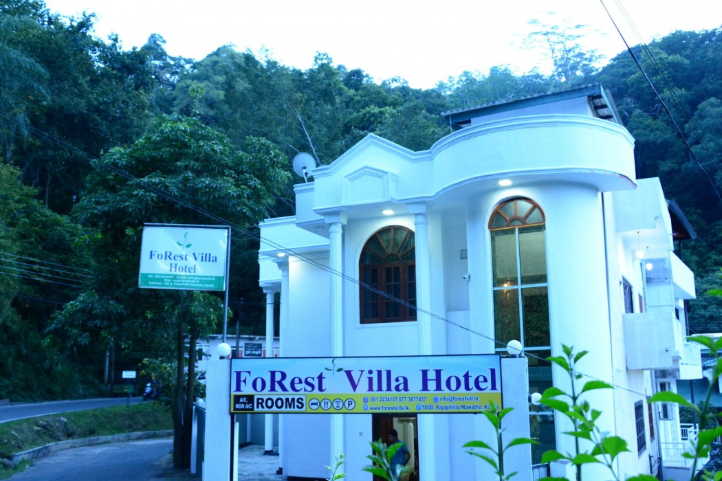 forest villa hotel