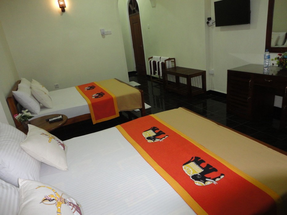 forest villa hotel