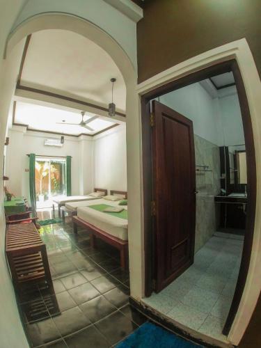 forest villa hotel