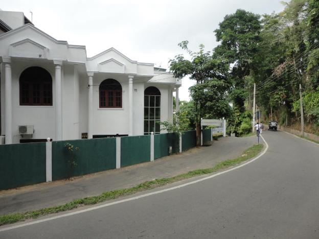 forest villa hotel