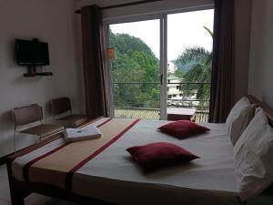 forest villa hotel