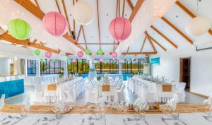muri beach club