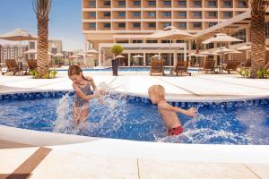 Hilton Garden Inn Ras Al Khaimah,Dubai>>Digdaga,4 star