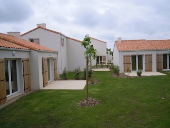 residence nemea les grands rochers