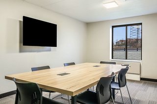 clarion pointe richmond north near university