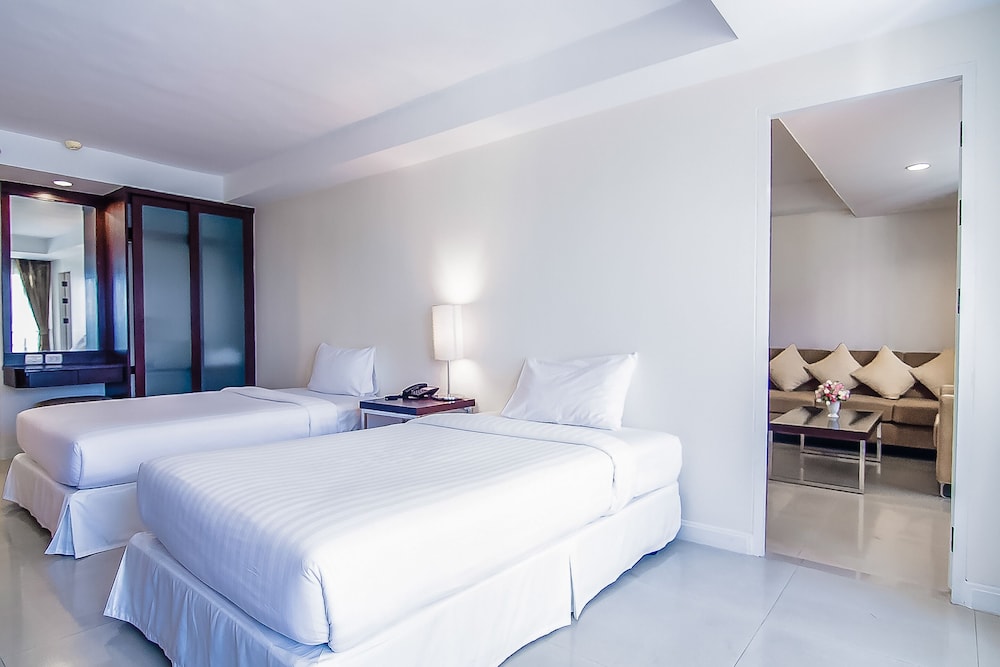 romance hotel bangna