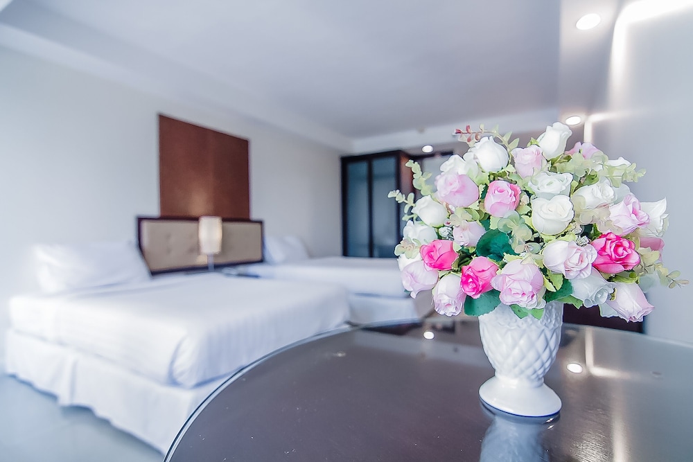 romance hotel bangna