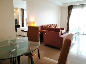 romance hotel bangna