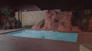 Lapeng Village,Brakpan>>Benoni,3 star