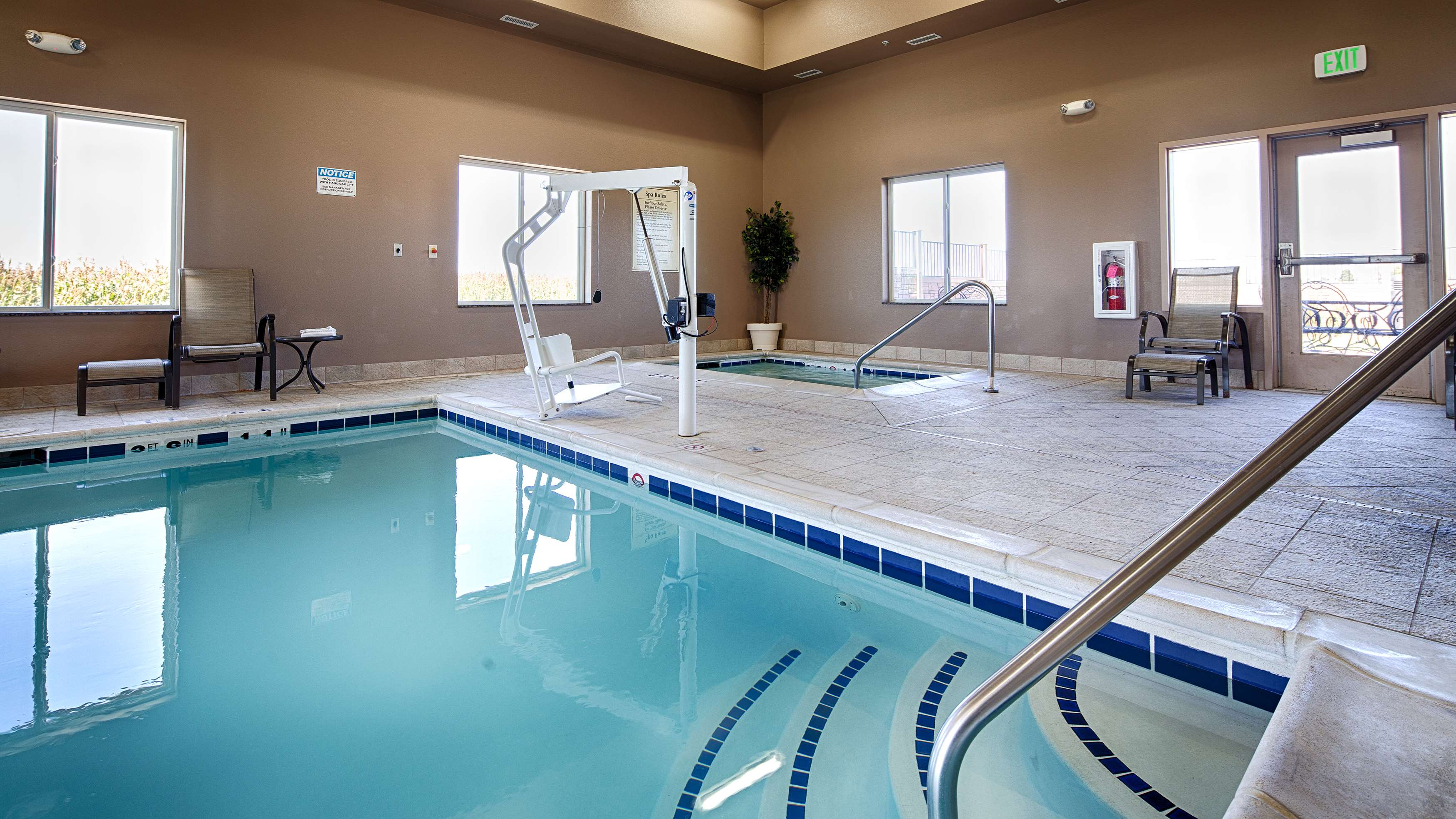 best western plus carousel inn and suites