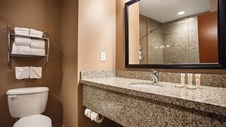 best western plus carousel inn and suites