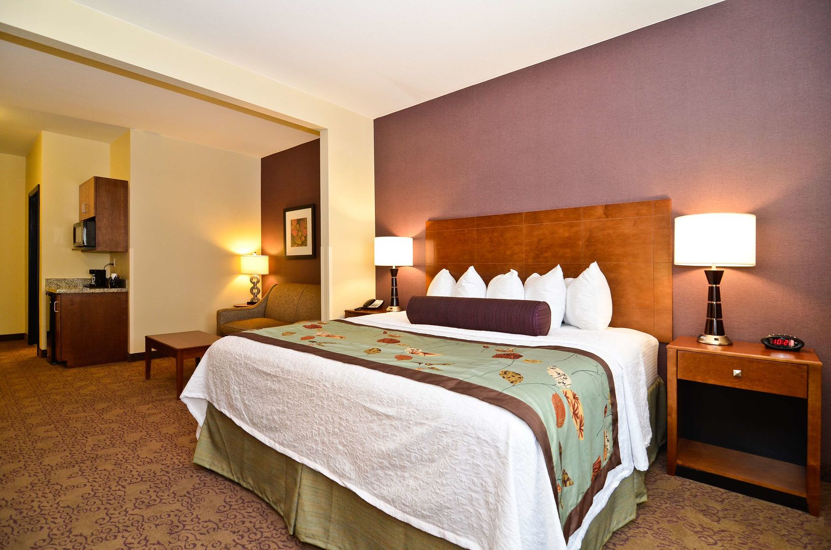 best western plus carousel inn and suites