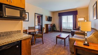 best western plus carousel inn and suites