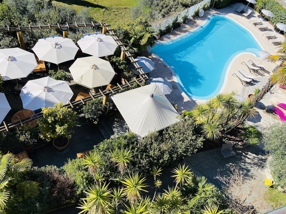 hotel villa miravalle