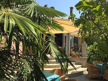 hotel villa miravalle