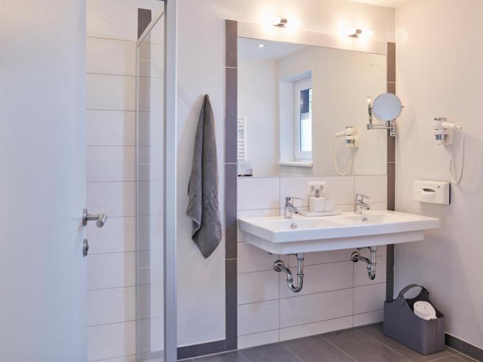 arx hotel and restaurant