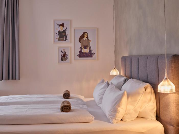 arx hotel and restaurant