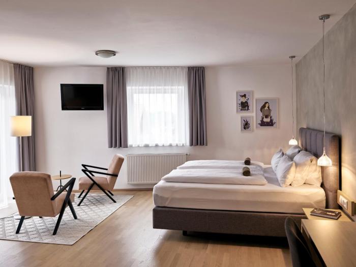 arx hotel and restaurant