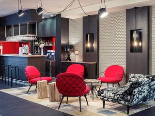 B&B Hotel Saint-Quentin-En-Yvelines Centre Gare,Guyancourt>>Buc,4 star