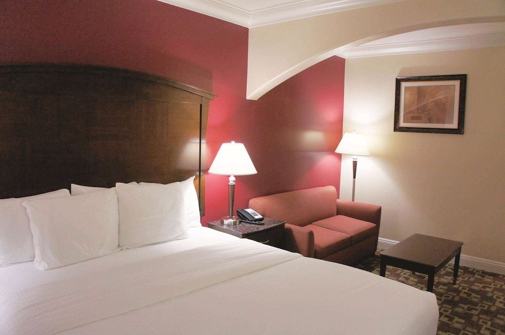 la quinta inn and suites by wyndham moreno valley