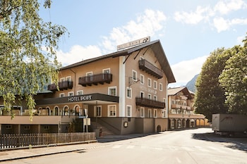 hotel post